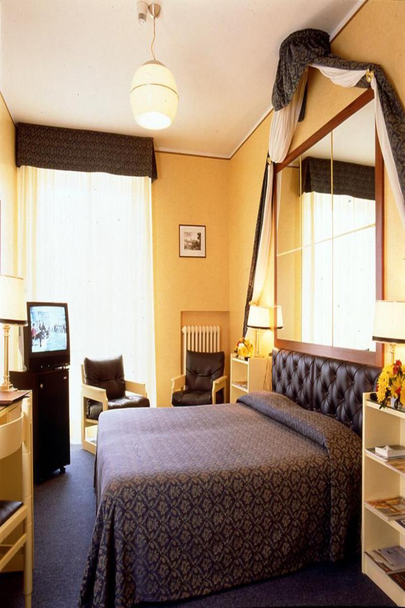 Hotel & Residence Dei Duchi Урбіно Екстер'єр фото